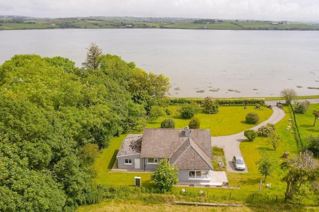 2 Bed Waterfront Property - Close To Courtmacsherry كورك المظهر الخارجي الصورة